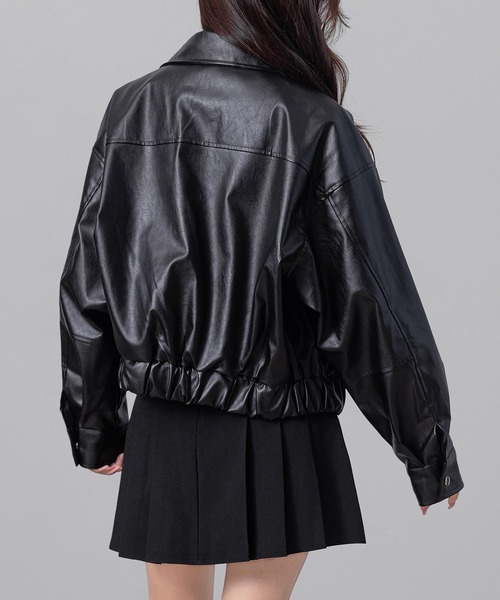 DAY CLOSET(デイ クローゼット)の「レディース 長袖キレカジギャザー合皮ライダースジャケット(ライダースジャケット・レディース・ブラック/グレイッシュベージュ・FREE)」の7枚目の写真