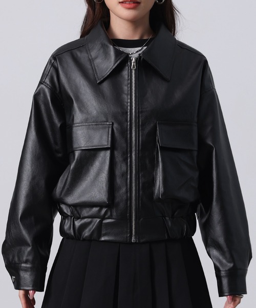 DAY CLOSET(デイ クローゼット)の「レディース 長袖キレカジギャザー合皮ライダースジャケット(ライダースジャケット・レディース・ブラック/グレイッシュベージュ・FREE)」の21枚目の写真