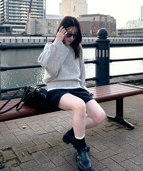 ISOOK（アイスー）の「【ISOOK / アイスー】 ボリュームスリーブドルマンニット / セーター クロップド丈 ショート丈 短丈 オーバーサイズ ビックシルエット ボリュームスリーブ クルーネック ぽわん袖 グレー ライトグレー チャコール ブラック 黒 ZOZOTOWN限定（ニット/セーター・レディース・ブラック/チャコール/ライトグレー・FREE）」の9枚目の写真