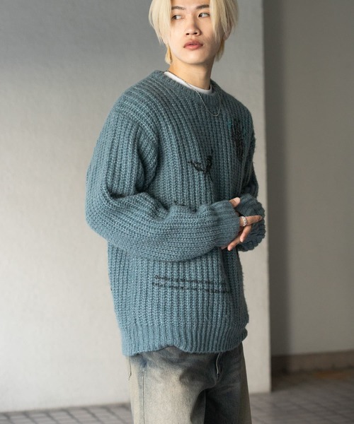 セール】グラフィックプリントルーズクルーネックニット（ニット