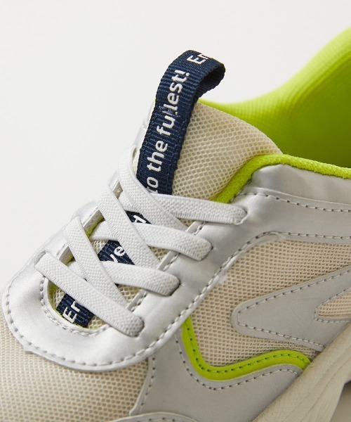 devirock（デビロック）の「【みんつく】手を使わず立ったまま履ける 軽量 防水スニーカー（スニーカー・キッズ・ブルー系/シルバー/ブラック/エメラルド・17.0cm/18.0cm/19.0cm/20.0cm/21.0cm/22.0cm/23.0cm/24.0cm）」の10枚目の写真