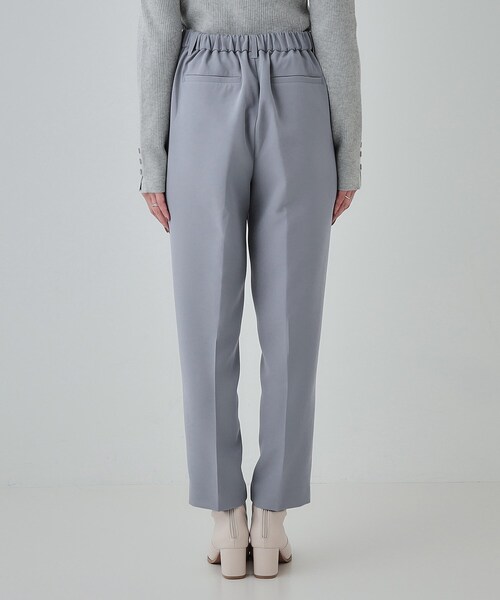 SHOO・LA・RUE（シューラルー）の「【SS-3L/洗える/通勤・セレモニーにも】しなやかな身のこなしが叶う ストレッチテーパードパンツ（その他パンツ・レディース・ライトブルー/ブラウン系その他/ブラック/ナチュラル・04/03/02/01/10/05）」の22枚目の写真