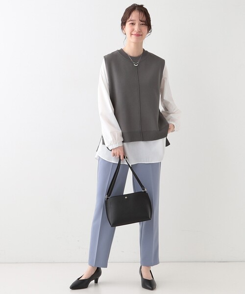 SHOO・LA・RUE（シューラルー）の「【SS-3L/洗える/通勤・セレモニーにも】しなやかな身のこなしが叶う ストレッチテーパードパンツ（その他パンツ・レディース・ライトブルー/ブラウン系その他/ブラック/ナチュラル・04/03/02/01/10/05）」の6枚目の写真