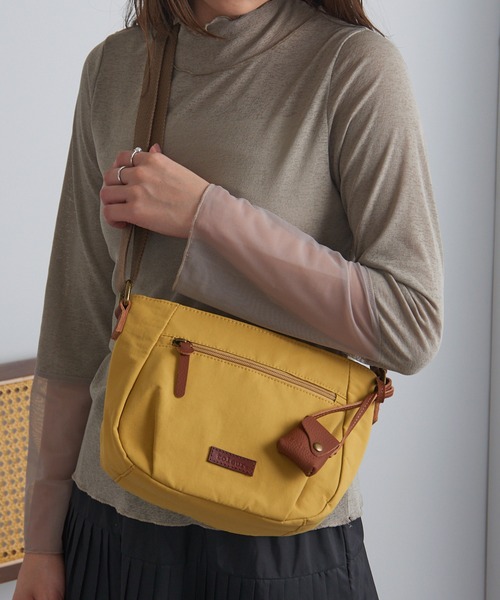 toleur（トーラ）の「【toleur】コットンナイロンショルダー 11959 ※（ショルダーバッグ・レディース・ブラック/ライトグレー/イエロー/カーキ・FREE）」の4枚目の写真
