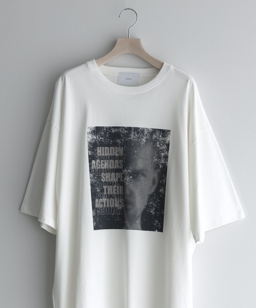 remer（リメール）の「loose graphic over Tee / ルーズグラフィックオーバーTシャツ（Tシャツ/カットソー・メンズ・ブラック系その他/ホワイト系その他/ホワイト系その他2/ブラック系その他3/ブラック系その他2/ホワイト系その他3・X-SMALL/SMALL/MEDIUM/LARGE）」の3枚目の写真