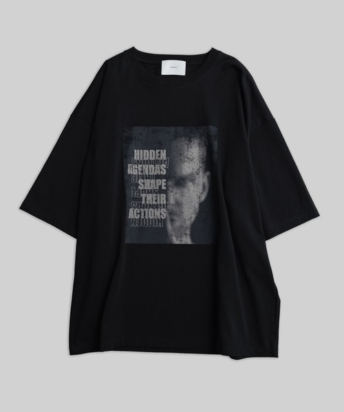 remer（リメール）の「loose graphic over Tee / ルーズグラフィックオーバーTシャツ（Tシャツ/カットソー・メンズ・ブラック系その他/ホワイト系その他/ホワイト系その他2/ブラック系その他3/ブラック系その他2/ホワイト系その他3・X-SMALL/SMALL/MEDIUM/LARGE）」の7枚目の写真