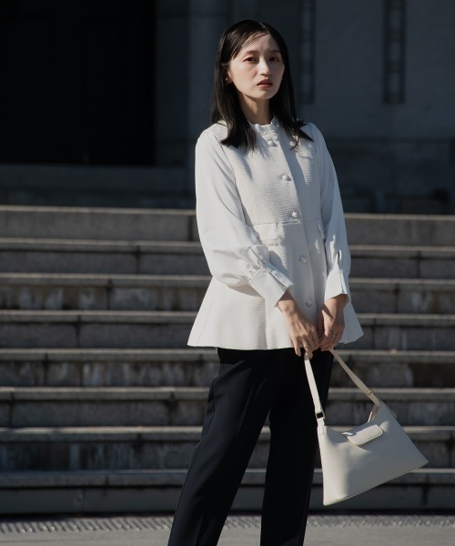 Petitjo（プッチージョ）の「小さいサイズ　【入学式・卒業式・フォーマル】フォーマル4点セット（Aラインジャケット＋ペプラムツイードベスト＋長袖ブラウス＋テーパードパンツ）低身長さん・小柄女性（スーツセット・レディース・ブラック/ネイビー・PS(XS－S)/PS/PM/PL）」の21枚目の写真