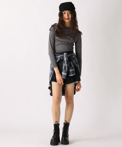 FOREVER 21（フォーエバー トゥエンティーワン）の「【2025SS】タイ付きロゴロングTシャツ（Tシャツ/カットソー・レディース・チャコールグレー/ベージュ・FREE）」の12枚目の写真