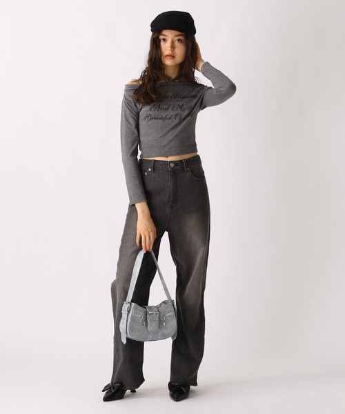 FOREVER 21（フォーエバー トゥエンティーワン）の「【2025SS】タイ付きロゴロングTシャツ（Tシャツ/カットソー・レディース・チャコールグレー/ベージュ・FREE）」の15枚目の写真