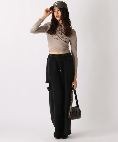 FOREVER 21（フォーエバー トゥエンティーワン）の「【2025SS】タイ付きロゴロングTシャツ（Tシャツ/カットソー・レディース・チャコールグレー/ベージュ・FREE）」の7枚目の写真