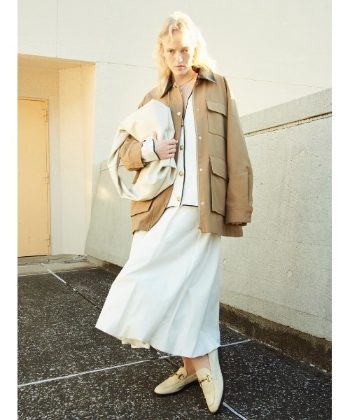 Mila Owen（ミラオーウェン）の「ウエストゴム2サイズバルーンスカート【手洗い可能】（スカート・レディース・ブルー/ホワイト/ブラック・1/0）」の4枚目の写真