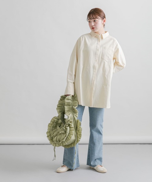 KBF(ケイビーエフ)の「フリルギャザーBAG(ショルダーバッグ・レディース・アイボリー/チャコールグレー/グリーン・ONE)」の9枚目の写真