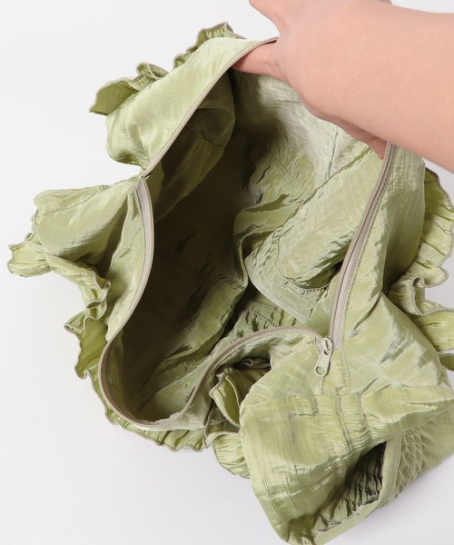 KBF(ケイビーエフ)の「フリルギャザーBAG(ショルダーバッグ・レディース・アイボリー/チャコールグレー/グリーン・ONE)」の16枚目の写真