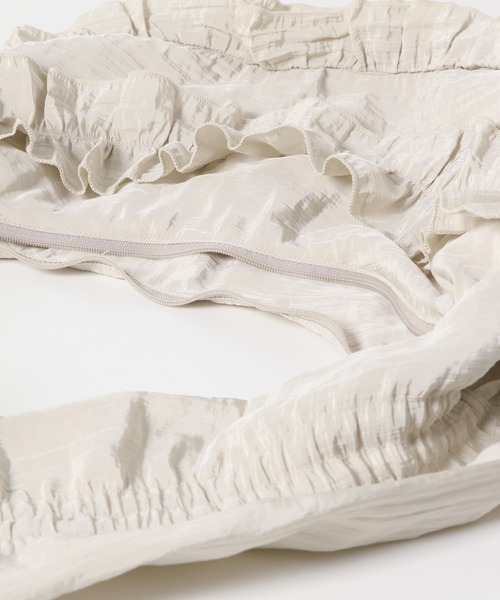 KBF(ケイビーエフ)の「フリルギャザーBAG(ショルダーバッグ・レディース・アイボリー/チャコールグレー/グリーン・ONE)」の18枚目の写真