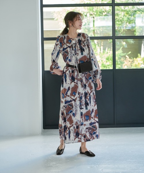 STYLE DELI(スタイルデリ)の「ダブルリボンアート柄ワンピース(ワンピース・レディース・ブルー/カーキ・SMALL/MEDIUM)」の13枚目の写真