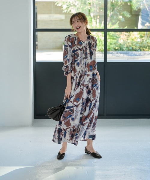 STYLE DELI(スタイルデリ)の「ダブルリボンアート柄ワンピース(ワンピース・レディース・ブルー/カーキ・SMALL/MEDIUM)」の15枚目の写真