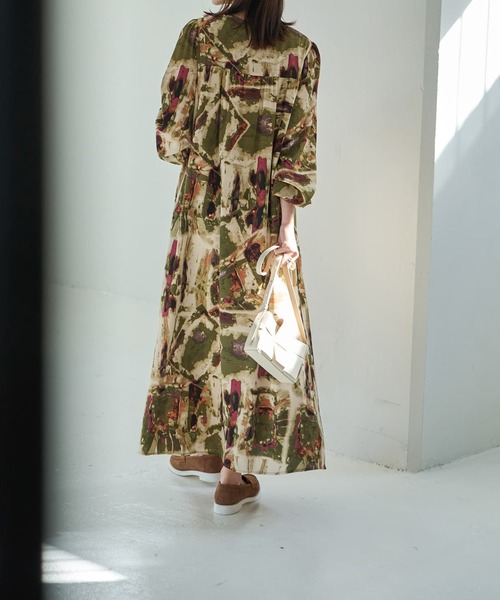 STYLE DELI(スタイルデリ)の「ダブルリボンアート柄ワンピース(ワンピース・レディース・ブルー/カーキ・SMALL/MEDIUM)」の10枚目の写真