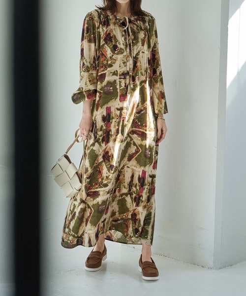 STYLE DELI(スタイルデリ)の「ダブルリボンアート柄ワンピース(ワンピース・レディース・ブルー/カーキ・SMALL/MEDIUM)」の15枚目の写真