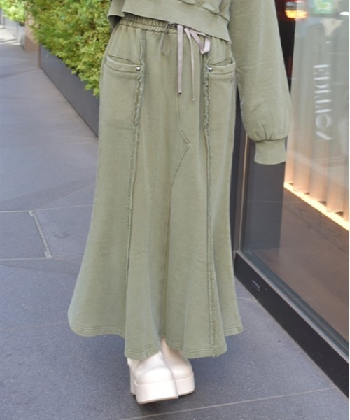 axes femme（アクシーズファム）の「スウェットマーメイドスカート（スカート・レディース・ブラック/グレー/カーキ・FREE）」の4枚目の写真