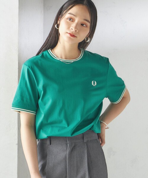 FRED PERRY(フレッドペリー)の「FRED PERRY:M1588 TWIN TIPPED TEE(Tシャツ/カットソー・レディース・ブラック/ダークグレー/グリーン/ネイビー/ライトブルー/ダークブルー/チャコールグレー/コバルトブルー/ホワイト・ONE SIZE)」の5枚目の写真