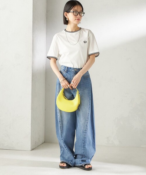 FRED PERRY(フレッドペリー)の「FRED PERRY:M1588 TWIN TIPPED TEE(Tシャツ/カットソー・レディース・ブラック/ダークグレー/グリーン/ネイビー/ライトブルー/ダークブルー/チャコールグレー/コバルトブルー/ホワイト・ONE SIZE)」の11枚目の写真