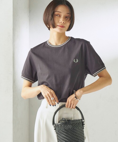FRED PERRY(フレッドペリー)の「FRED PERRY:M1588 TWIN TIPPED TEE(Tシャツ/カットソー・レディース・ブラック/ダークグレー/グリーン/ネイビー/ライトブルー/ダークブルー/チャコールグレー/コバルトブルー/ホワイト・ONE SIZE)」の21枚目の写真