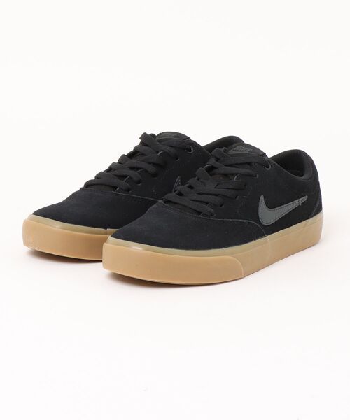 NIKE(ナイキ)の「NIKE ナイキ CHARGE SUEDE メンズスニーカー(チャージスエード)(スニーカー・メンズ・ブラック×ホワイト/ブラック系その他・25.5cm/26.0cm/26.5cm/27.0cm/27.5cm/28.0cm/28.5cm/29.0cm/30.0cm)」の2枚目の写真