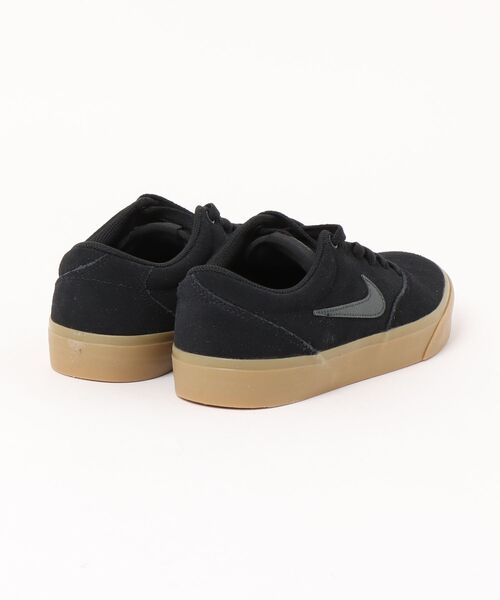 NIKE(ナイキ)の「NIKE ナイキ CHARGE SUEDE メンズスニーカー(チャージスエード)(スニーカー・メンズ・ブラック×ホワイト/ブラック系その他・25.5cm/26.0cm/26.5cm/27.0cm/27.5cm/28.0cm/28.5cm/29.0cm/30.0cm)」の3枚目の写真