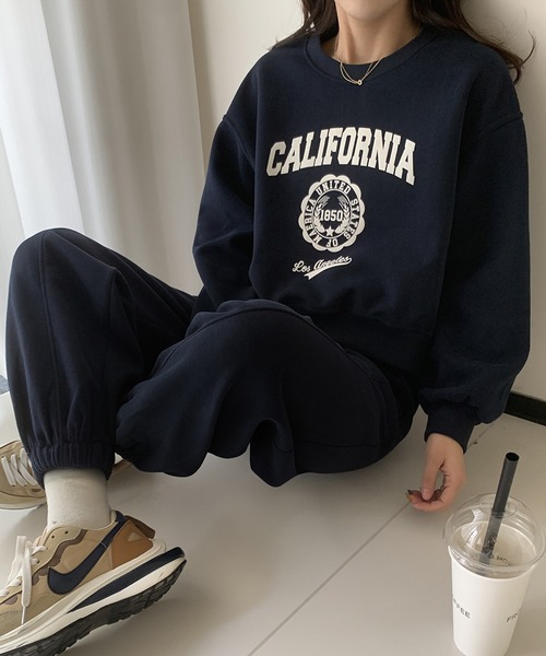 LOWO(ロワ)の「フロントプリント スウェット トレーナー ワイドパンツ セットアップ 上下セット(セットアップ・レディース・ネイビー/イエロー/ライトグレー/オフホワイト/ブルー・FREE)」の10枚目の写真