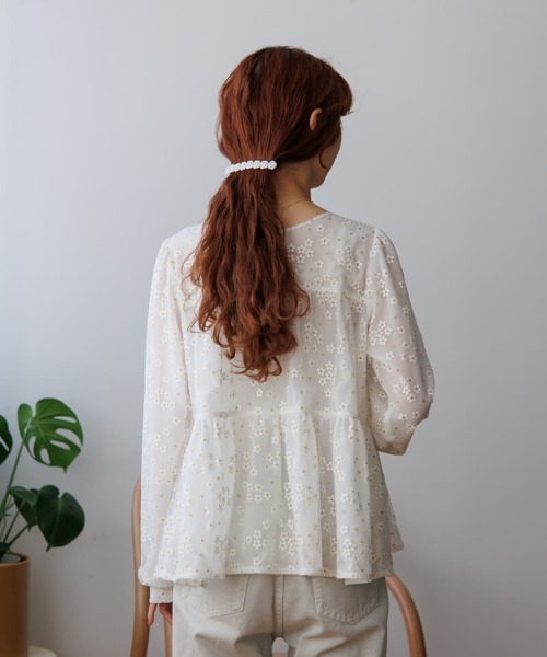 flower（フラワー）の「ブロッサムチュールブラウス（シャツ/ブラウス・レディース・ホワイト・FREE）」の6枚目の写真