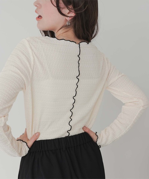 titivate(ティティベイト)の「配色メローカットソートップス(Tシャツ/カットソー・レディース・ホワイト系その他/イエロー系その他/ブラック系その他/ホワイト系その他2・S/M/L)」の1枚目の写真
