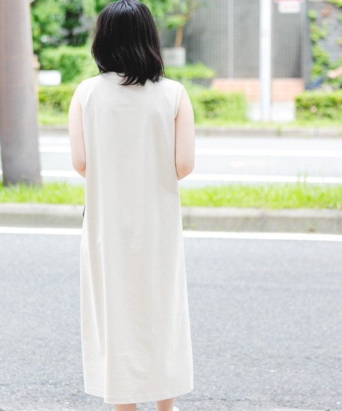 EKAL（エカル）の「『吸水速乾/UVカット』DRY OUT SLEEVLESS ONE-PIECE（ワンピース・レディース・ネイビー/チャコールグレー/アイボリー/ブラウン系その他・FREE）」の7枚目の写真