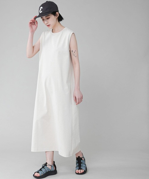 EKAL（エカル）の「『吸水速乾/UVカット』DRY OUT SLEEVLESS ONE-PIECE（ワンピース・レディース・ネイビー/チャコールグレー/アイボリー/ブラウン系その他・FREE）」の9枚目の写真