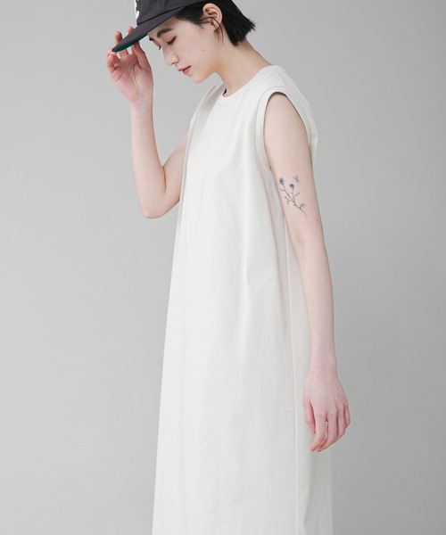 EKAL（エカル）の「『吸水速乾/UVカット』DRY OUT SLEEVLESS ONE-PIECE（ワンピース・レディース・ネイビー/チャコールグレー/アイボリー/ブラウン系その他・FREE）」の10枚目の写真