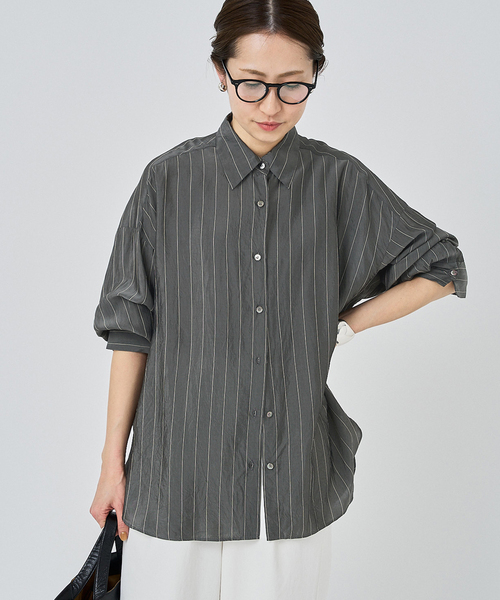 FRAMeWORK（フレームワーク）の「キュプラストライプオーバーシャツ（シャツ/ブラウス・レディース・アイボリー/チャコールグレー・FREE）」の2枚目の写真