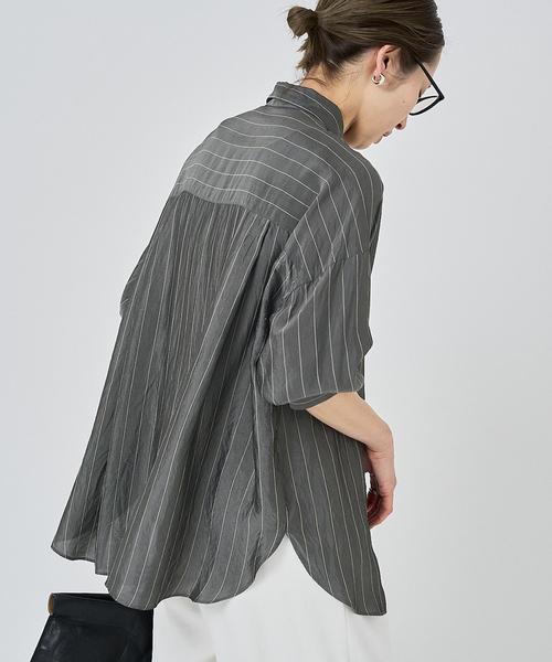 FRAMeWORK（フレームワーク）の「キュプラストライプオーバーシャツ（シャツ/ブラウス・レディース・アイボリー/チャコールグレー・FREE）」の14枚目の写真