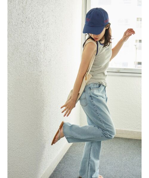 Ungrid（アングリッド）の「エンブロイダリーカラーロゴキャップ（キャップ・レディース・アイボリー/レッド/ネイビー・FREE）」の3枚目の写真