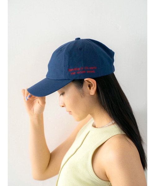 Ungrid（アングリッド）の「エンブロイダリーカラーロゴキャップ（キャップ・レディース・アイボリー/レッド/ネイビー・FREE）」の11枚目の写真