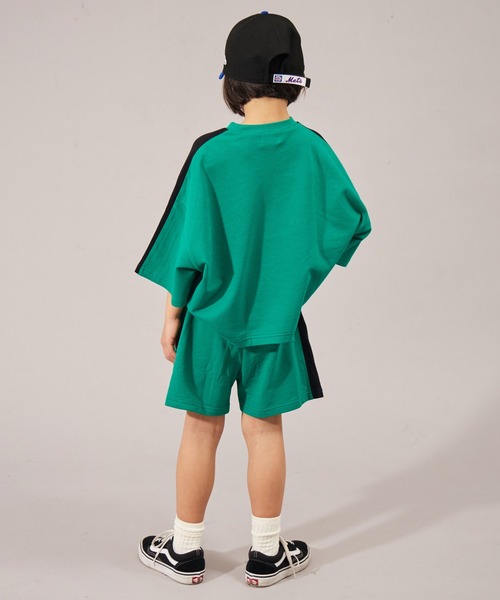 PAIRMANON STREET(ペアマノンストリート)の「【摩擦に強いミニ裏毛】【PAIRMANON STREET】サイドライン オーバーサイズ セットアップ(セットアップ・キッズ・ブラック/グレー/パープル/グリーン・120/110/100/90/130/160/140/150)」の10枚目の写真