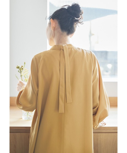 and myera(アンド マイラ)の「and myera 後ろリボンワンピース(ワンピース・レディース・イエロー・L/LL/M/S)」の4枚目の写真