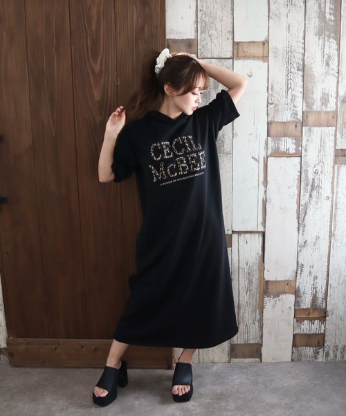 CECIL McBEE(セシルマクビー)の「ワッペンロゴパーカーワンピース(ワンピース・レディース・ブラック/グレー・MEDIUM/LARGE)」の12枚目の写真