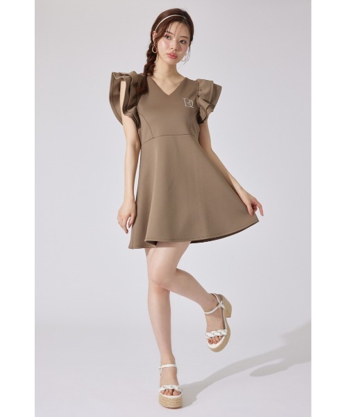 rienda(リエンダ)の「RDショルダーフリルカットミニワンピース 半袖 夏服(ワンピース・レディース・ブラック/ホワイト/ブラウン・SMALL/MEDIUM)」の10枚目の写真