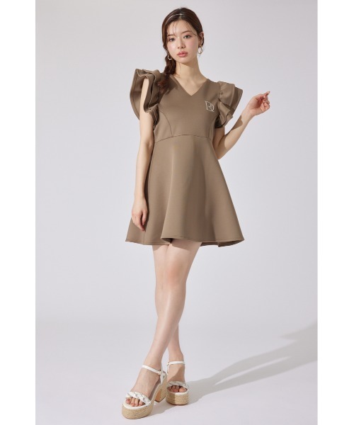 rienda(リエンダ)の「RDショルダーフリルカットミニワンピース 半袖 夏服(ワンピース・レディース・ブラック/ホワイト/ブラウン・SMALL/MEDIUM)」の11枚目の写真