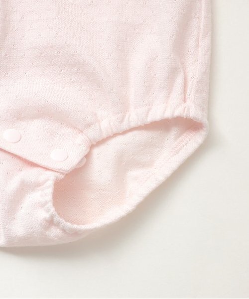 Sophie la girafe（ソフィーラジラフ）の「レース半袖ボディスーツ【日本製】（ロンパース・キッズ・ピンク/オフホワイト・60cm/70cm/80ｃｍ）」の3枚目の写真