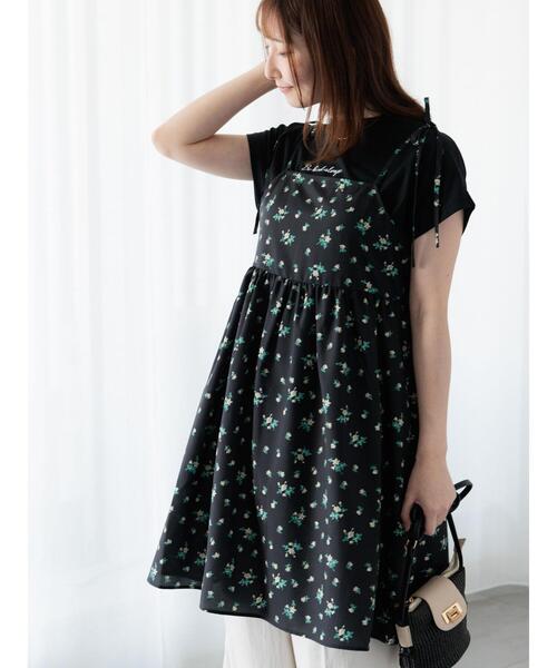 Te chichi TERRASSE(テチチテラス)の「フラワープリントミニキャミワンピース《2025summer catalog item》(ワンピース・レディース・ブラック/オフホワイト/ベージュ・F)」の3枚目の写真