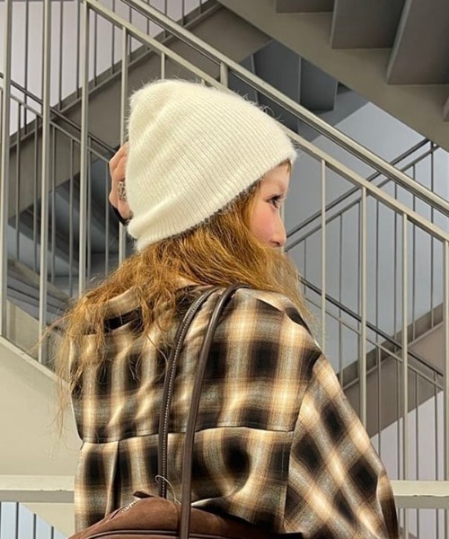 Ray BEAMS（レイビームス）の「アンゴラ混 ビーニー（ニットキャップ/ビーニー・レディース・ワイン/ブラック/チャコールグレー/オフホワイト/ベージュ・ONE SIZE）」の7枚目の写真