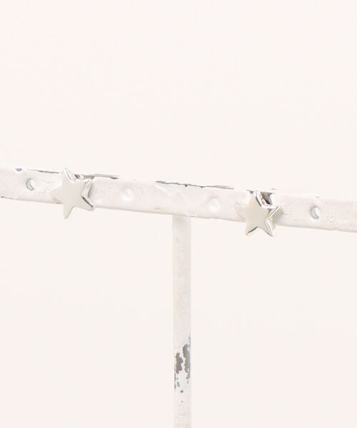 Harpo（アルポ）の「【HARPO/ハルポ】シルバーピアス スター 星 銀製（ピアス（両耳用）・レディース・シルバー・FREE）」の6枚目の写真