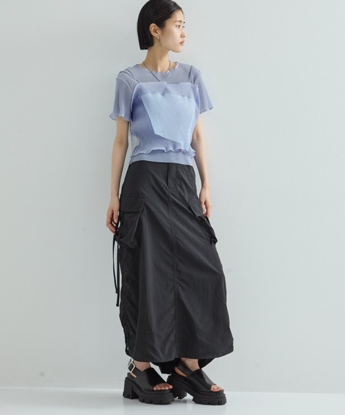 STUDIOUS（ステュディオス）の「【STUDIOUS/ステュディオス】Drawstring Cargo Skirt/ドローストリングカーゴスカート（スカート・レディース・ブラック/ダークグレー・1/2）」の11枚目の写真