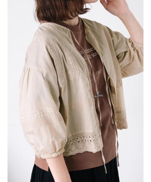 Samansa Mos2(サマンサ モスモス)の「パッチワークレースブラウス(シャツ/ブラウス・レディース・キナリ/サックスブルー/ブラック/オフホワイト・F)」の2枚目の写真