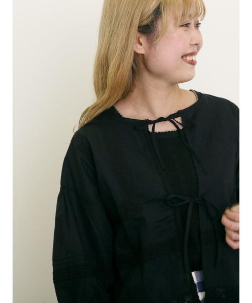 Samansa Mos2(サマンサ モスモス)の「パッチワークレースブラウス(シャツ/ブラウス・レディース・キナリ/サックスブルー/ブラック/オフホワイト・F)」の19枚目の写真